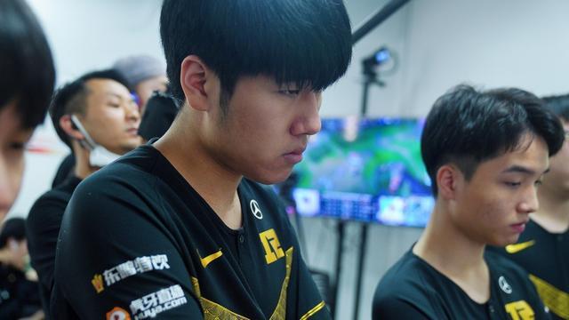 作战不仅让 作战不仅让