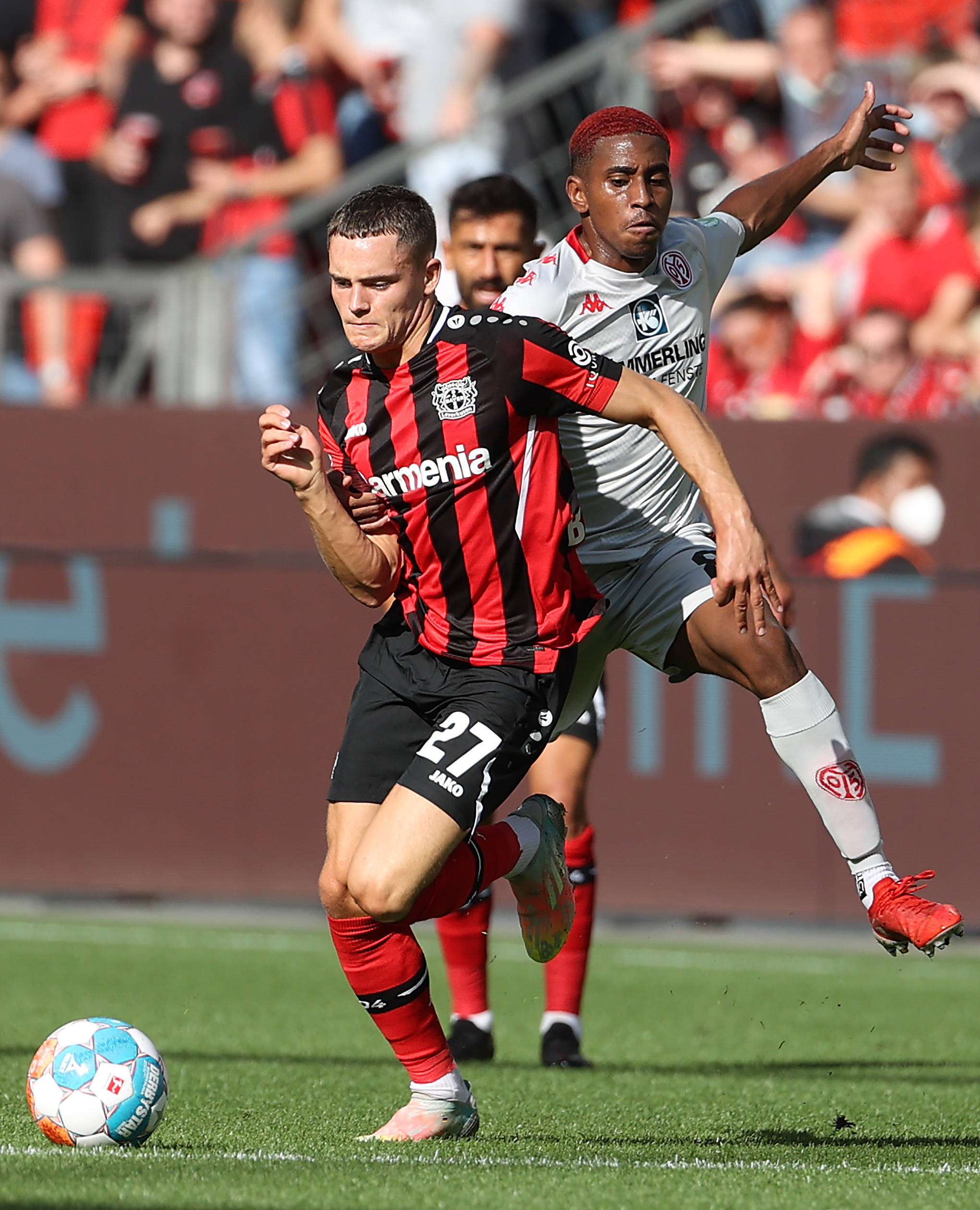 通过多个领 通过多个领