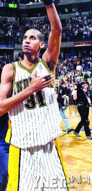 一名球员在 一名球员在