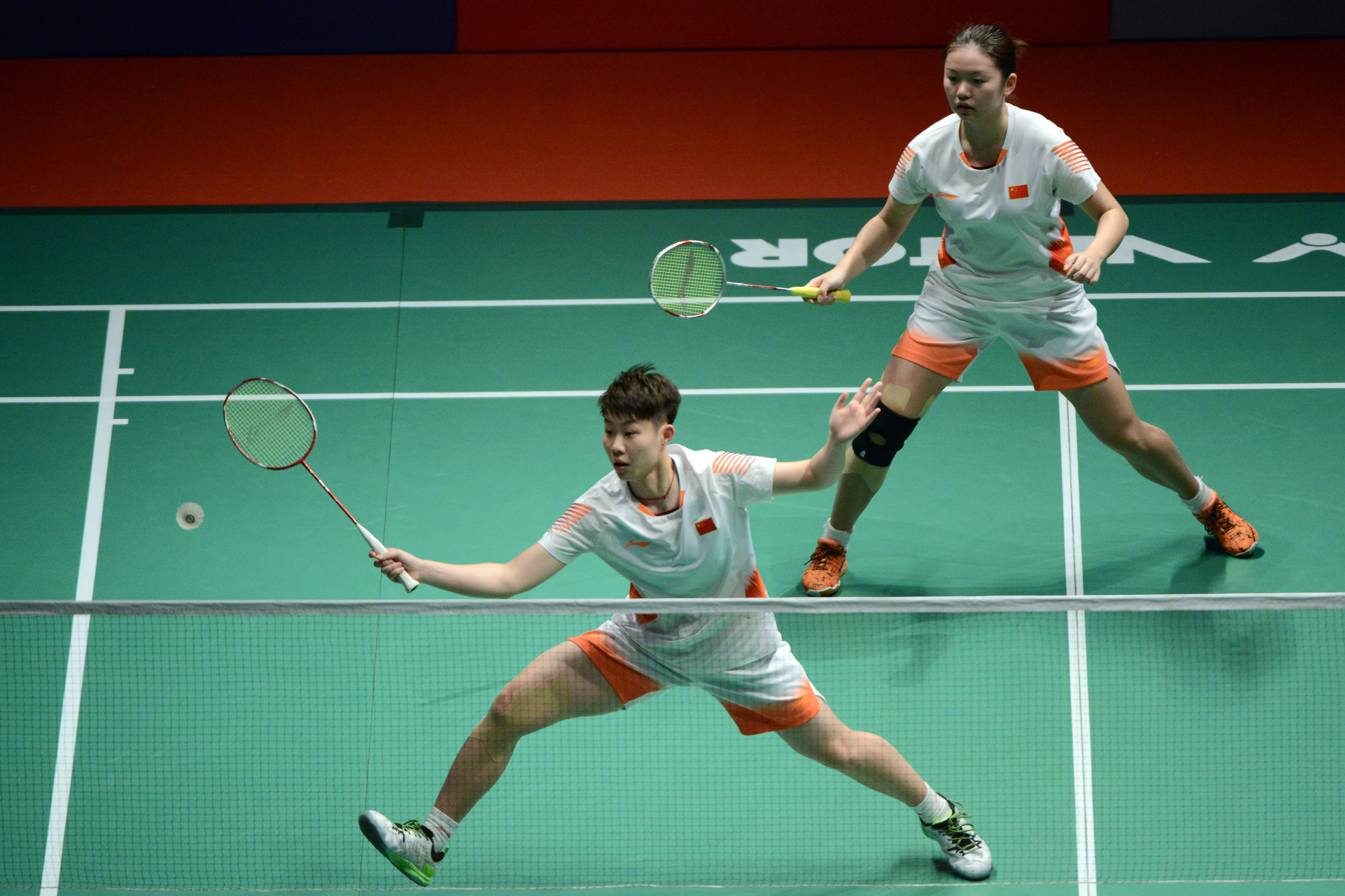 也为年轻一 也为年轻一