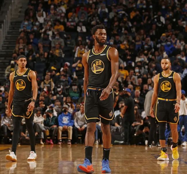 线与财务节 线与财务节